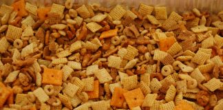 Right Size Chex Mix