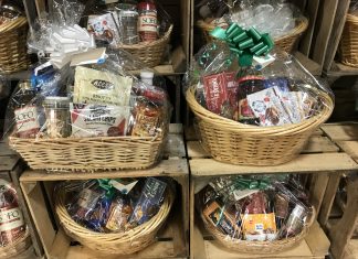 The Local Revolution: Local Groceries Galore!