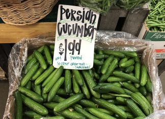 Shoppers on Site: Specialty Market 3