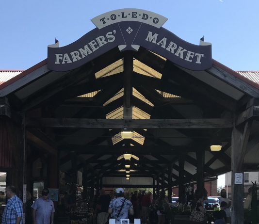 Farmers Market Frenzy