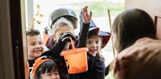 Time to Trick or Treat! trick or treat time